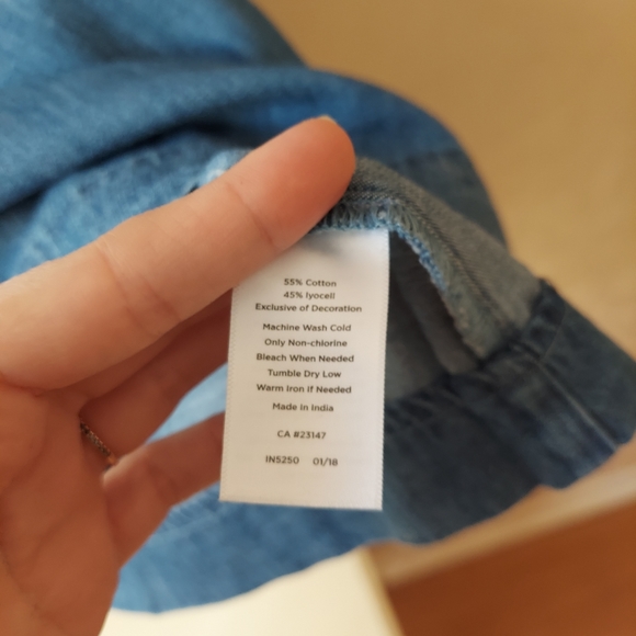 Talbots blue chambray short sleeve shift dress embroidered neckline Sz 6 Petite - Picture 4 of 8